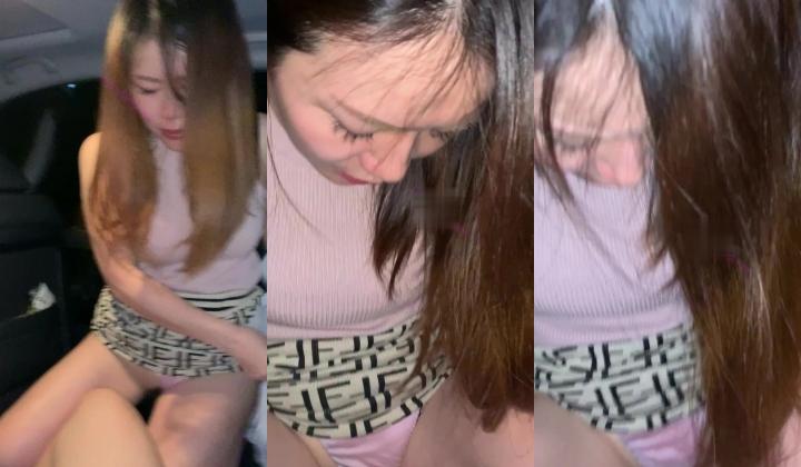 和台湾风韵少妇约看电影忍不住中途跑卫生间里口爱，回到家才发现她原来那么骚骑上去就不肯下来了太勾魂