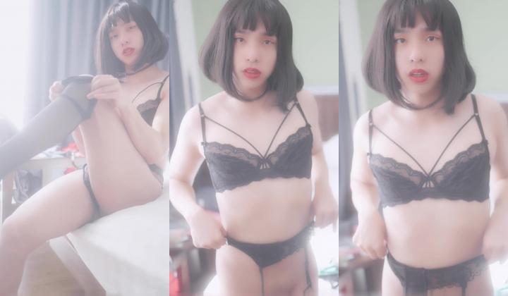 猎奇极品！上海OF网红变态博主【女神梅梅】订阅完结，与女友大玩另类性爱调教，异装能攻能守