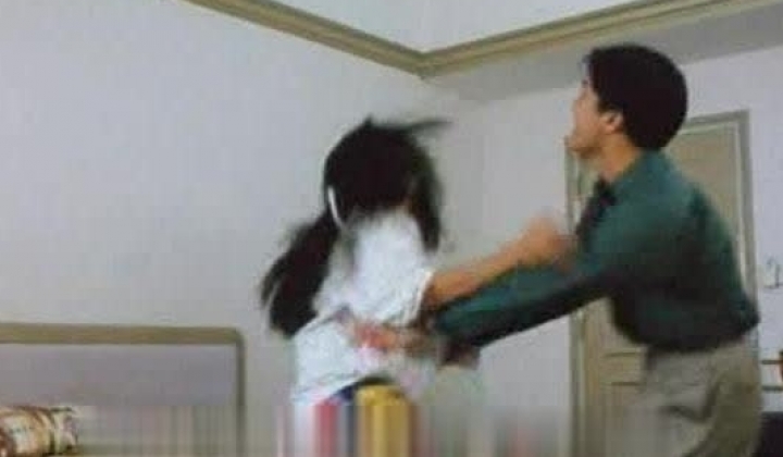 吴家丽妹子优雅性奋啪啪作品《淫妖豪情》字幕佳作 美女奶子挺翘逼毛浓密看着很性感让人冲动好身材想操