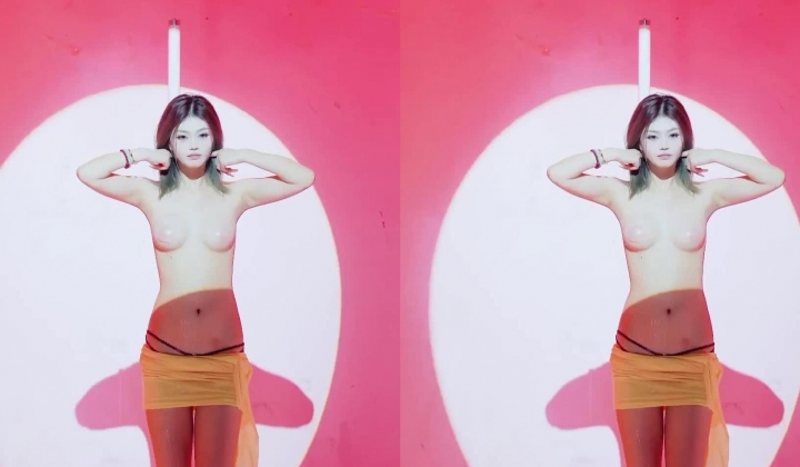 stripchat国产高颜女团【Luckygirl】女女揉奶亲吻裸舞,好身材大长腿，人靓奶圆