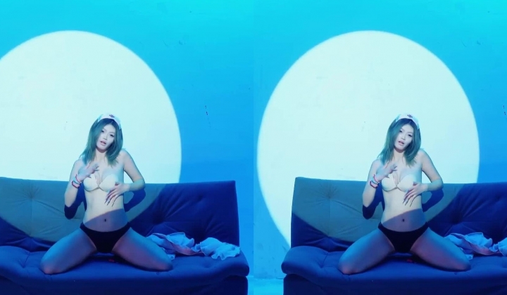 stripchat国产高颜女团【Luckygirl】女女揉奶亲吻裸舞,好身材大长腿，人靓奶圆