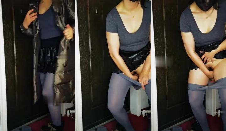 良家肥臀成熟女人【桃子冰妈妈】自演剧情骚话调教，紫薇喷水足交性爱，顶级败火母狗