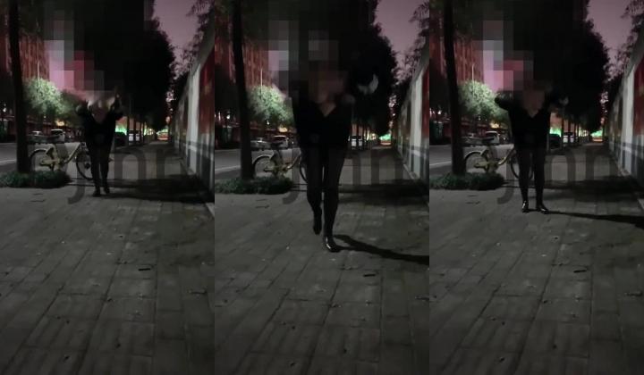 推特绝版资源！极品天然大奶人妻母狗【Djinn】牛X调教，户外露出调教高潮群P