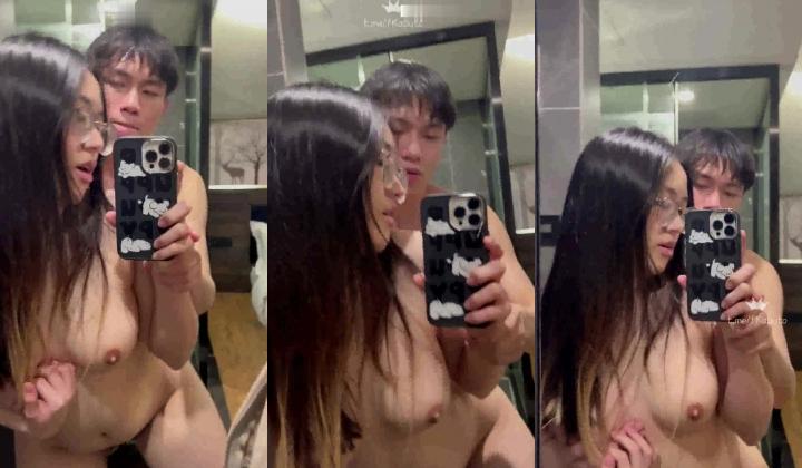 富二代真实约炮，【fKabuto】，21岁女大学生，完美露脸，生活照对比，猎物中奶子最美