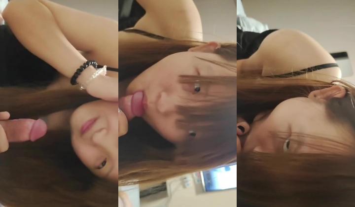 【B级别泄密】，分手后被渣男流出的性爱视频，19岁学生妹，无套内射，完美露脸