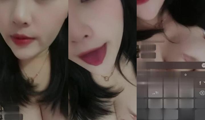 颜值嫩妹【舔舔】一对一视频被出卖，极品学生妹，粉嫩蝴蝶穴，奶子超靓乳交圣体，掰逼提供飞机价值
