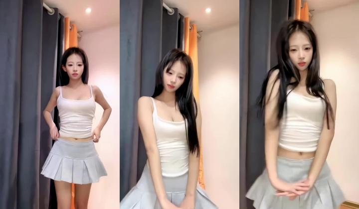 顶级青春活力美少女【肉肉】白丝的诱惑 金钱破除害羞