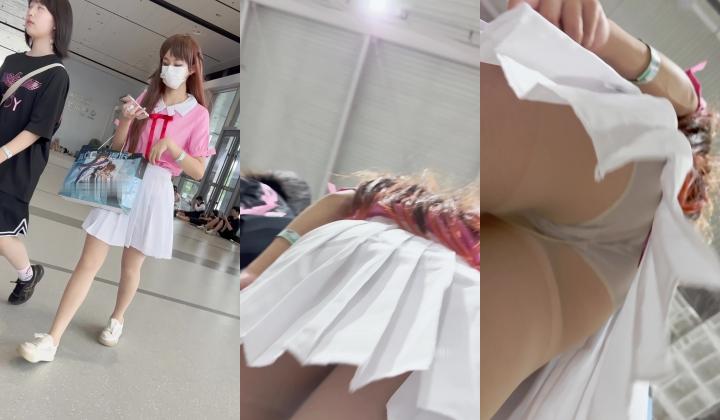 【KFC】短裙学生妹和闺蜜逛街 身材高挑肉丝灰内