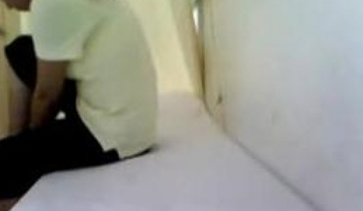 专供黑兄某妇科医院偷拍前来做检查的女人,在医生面前毫无保留的脱光全部衣服