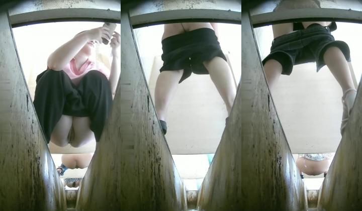服装厂沟厕上帝视角偷拍多位人美B肥的女职员