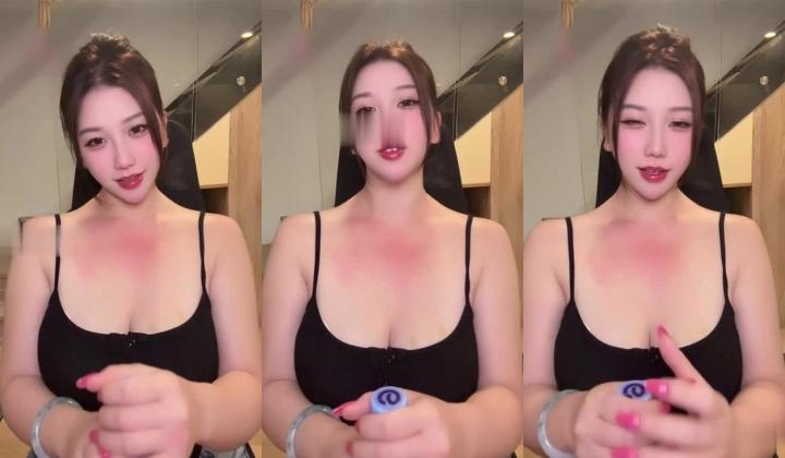 百万粉丝 冲田吉拉 付费定制热舞 情趣