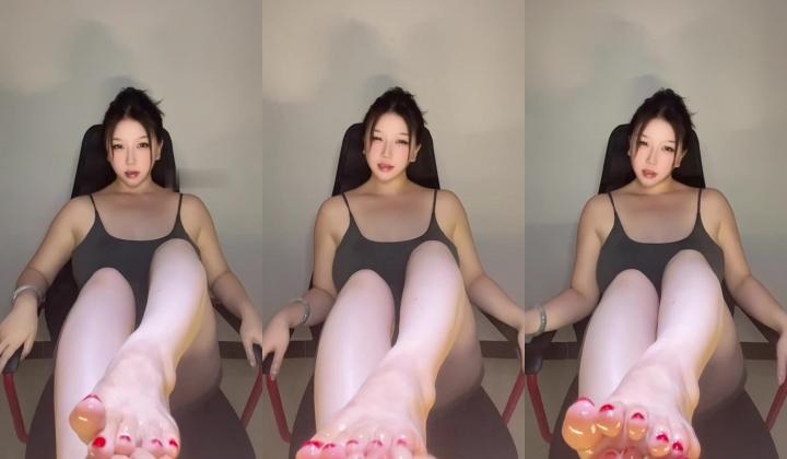 百万粉丝 冲田吉拉 付费定制热舞 情趣