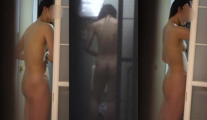 坑闺蜜系列学生宿舍偷拍 ️几个室友的私密生活苗条美女出浴擦身拉伸噼腿