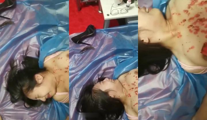 ️极品反差婊大学生母狗陈洁莹全新吃屎喝尿拳交滴蜡公共厕所给4个陌生人口交，然后选了2个进行3P