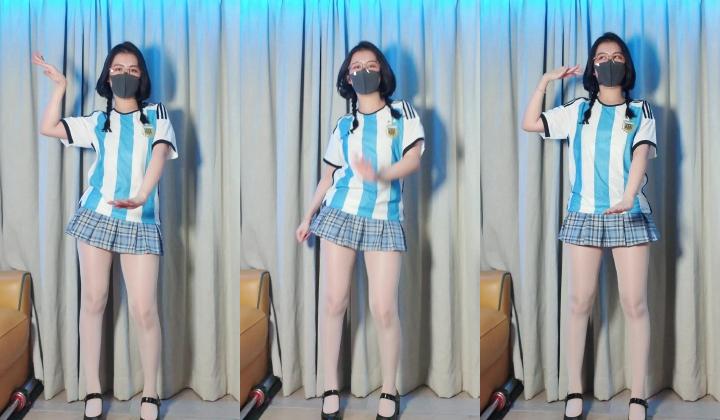 【极品资源】推特超火反差母狗【奶咪Naimi】最新订阅福利 可爱少女年末收官作品【世界杯裸舞+修