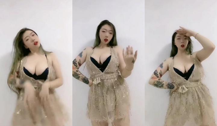 快手已永久封停18万粉丰腴大胸反差骚女【欣妹妹】全裸骚舞、抖奶、顶胯各种高潮脸
