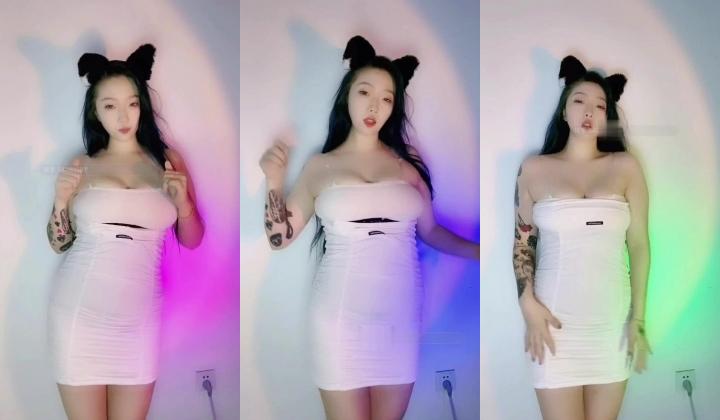 快手已永久封停18万粉丰腴大胸反差骚女【欣妹妹】全裸骚舞、抖奶、顶胯各种高潮脸