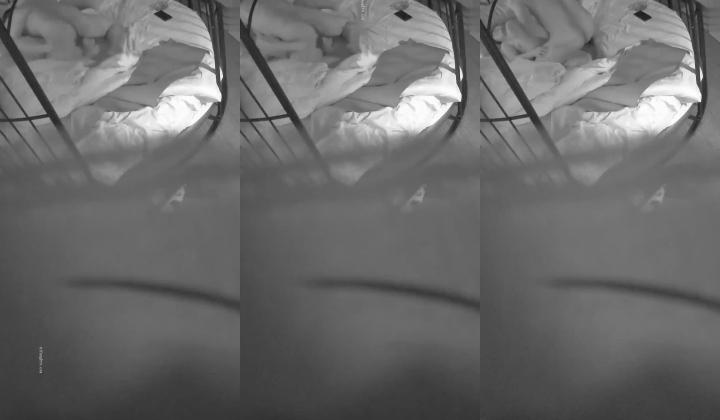 真实欣赏数对男女激情滚床单少女少妇各有各的优点大白屁股少妇穿的T裤真心惹火主动出击骚的一批