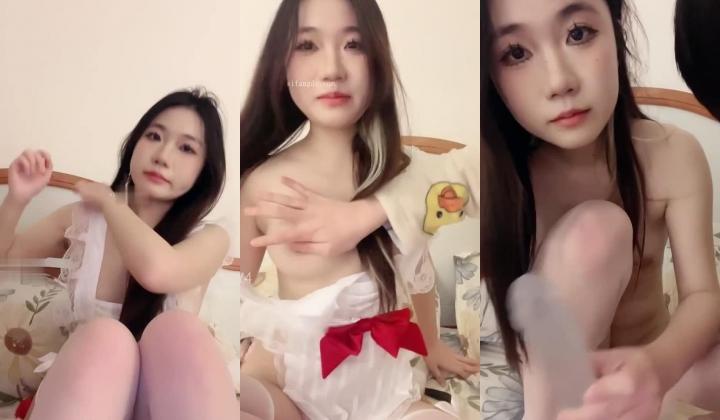 ️女大学生【猫猫】酒店爽到阿黑颜