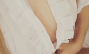 清纯可爱甜妹『夏小寒』福利合集 ️清纯的身体 淫荡的灵魂 公交车露出各种反差行为 清纯白月光竟然