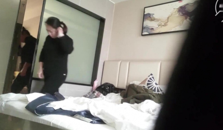 真实原创大神记录与丰满肥臀是英语老师的舅妈偸情日子，寄宿补习日久生情