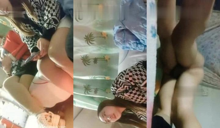 街头的美女，捡到宝，【都说要校服】，暗拍2场经典之战，气质不错小姐姐 不看后悔，各种特写看逼逼