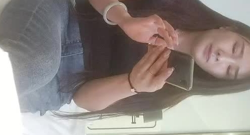 丰满牛仔裤骚熟女卖淫时间久了经验多 插入骚逼没几下就射了