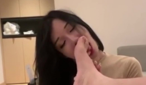 巨乳美女口交后入爆草 高清露脸高颜值极品骚货 叫声太淫荡了 光听着就硬了