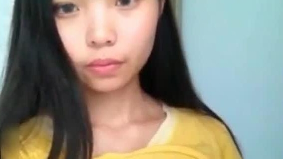 91名人假扮模特公司星探套路美乳靓妹自慰下面湿漉漉看得我都唿吸急速