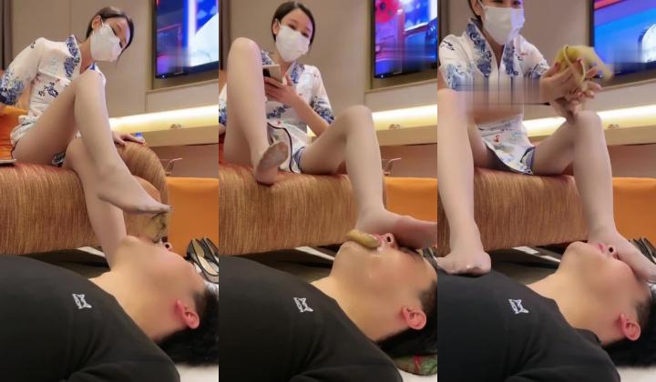 空姐S女王调教 稀缺重度变态调教女王 粗口淫语调教恋足男 原味丝袜新的体验 狗只能越来越贱 对主