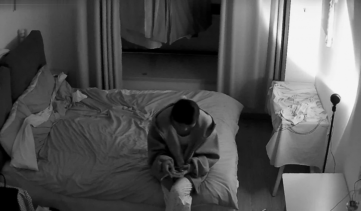 多彩商业街 妓女专属炮房 接客频率也是没谁了 一小时一个 只要不得病 这是要发呀 躺赢人生