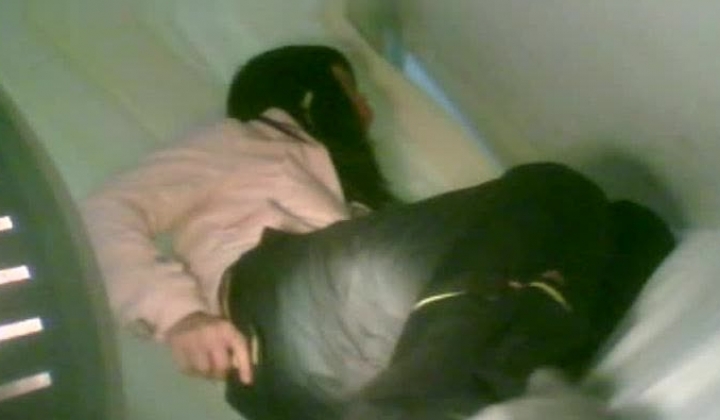 专供黑兄某妇科医院偷拍前来做检查的女人,在医生面前毫无保留的脱光全部衣服