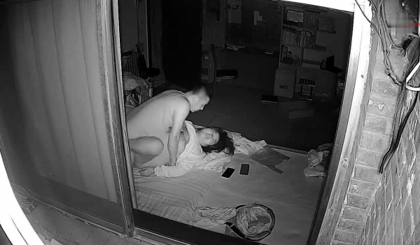 年度精选饭店商铺农户家值班室摄像头入侵真实偸拍多对男女过性生活老头打炮是真猛把套子都肏脱落了