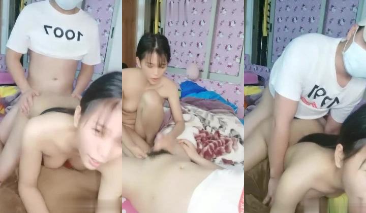 【00小姐姐】嫩妹子和小男友居家啪啪，口交上位骑乘后入抽插