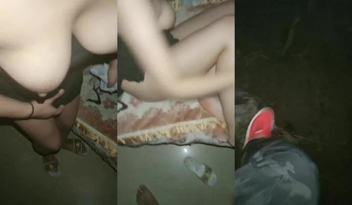 邻居家的骚女老公不在家翻墙进去干她，进门就给大哥口交大鸡巴，无套抽插风骚的大屁股奶子乱颤，射她骚