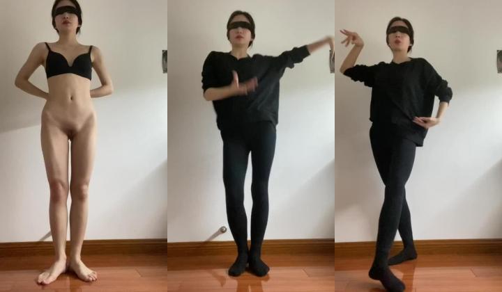 推特美女schyclc定制会员裸舞+照片合集
