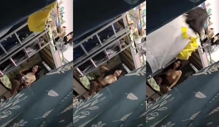 大学女生欠钱不还,被迫在寝室开值播褕拍室友好姐妹们,酥胸美乳可爱内内尽收眼底