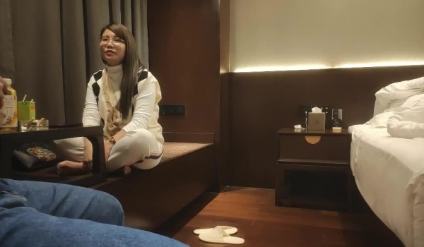 专搞阿姨147 欲望熟女老阿姨没被操爽主动免费让胖子继续操胖子说放了我吧