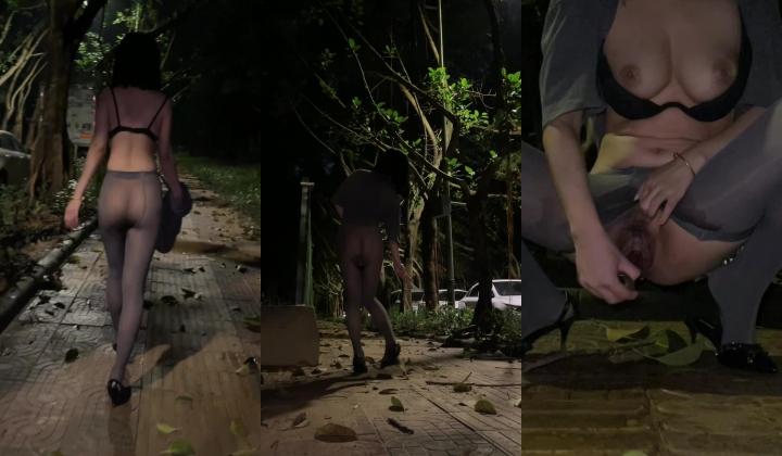 【你的kk KKLOVE】国产自慰黑丝潮吹白浆特写炮机喷水骑乘假阳具肥臀
