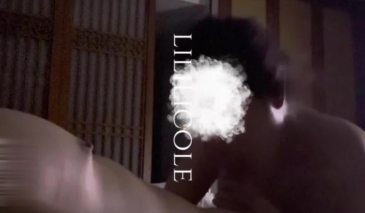 人妻收割机，【bbboi096】，soul认识的黑丝极品，吃饭的时候就是个低胸，聊得春心荡漾，回