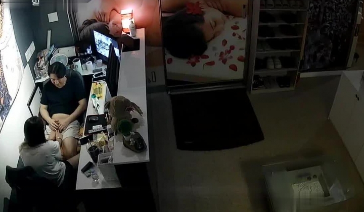 韩国某按摩店前台店长与前台小妹激情啪啪啪 吃屌口交后入猛肏