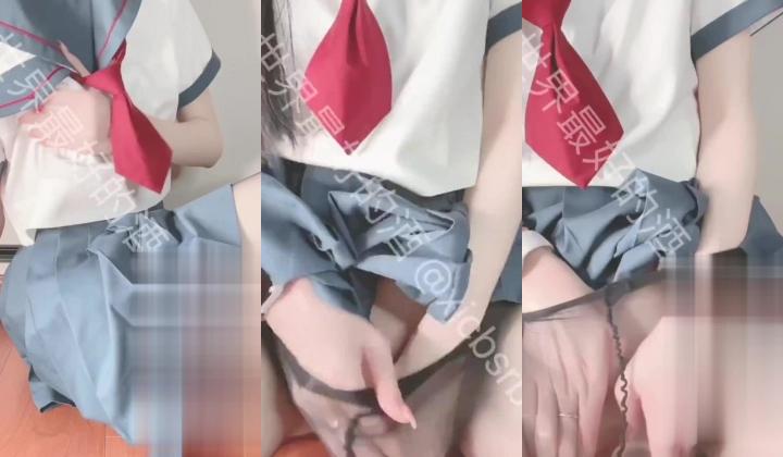 ️【青春无敌】，极品白虎粉穴，反差女神【烧酒sjcbsrbq】推特视图全集，各种制服道具，紫薇喷