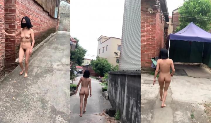 广东露出女神【cikaimoon】单人勇闯红砖房古镇，看到有警车，吓得不轻赶紧躲起来，紧张刺激