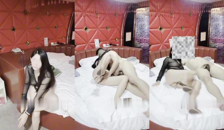 最新流出抖音极品巨乳网红李雅 被眼镜土豪约到情趣酒店激战