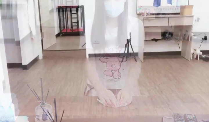 【奴小Q】勾引男按摩师邀请按摩师上门精油按摩情不自禁的叫了出来最后被按摩师舔菊指奸自慰