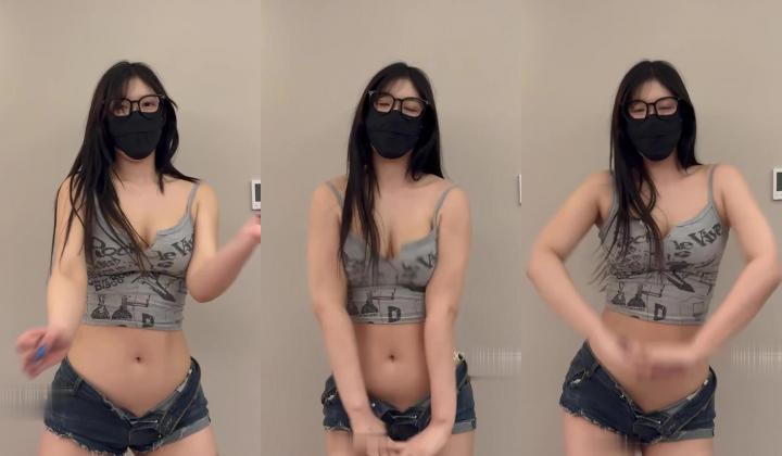 推特极品白虎美鲍烧鸡【迷鹿 milu66888】裸舞