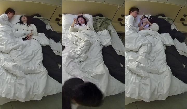 酒店偷拍学霸情侣眼镜学妹帮男友打飞机 被男友扒屁眼研究一番后入口爆嘴里文化人真会玩