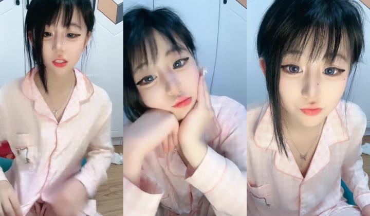 【小祺饿了】超顶级学妹无敌美鲍一线天自慰超级享受高颜值嫩妹
