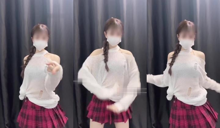 顶级大学舞蹈生【以安（小乔）】最新付费裸舞