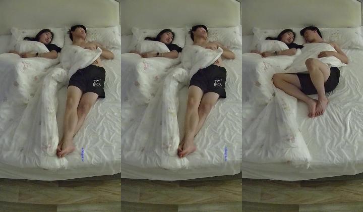 酒店偷拍爱干净每天都要换可爱床单的御姐范眼镜反差婊两天挨五顿操